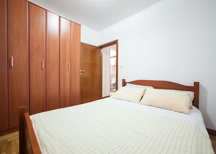 Lägenhet Gledovic 1